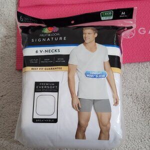 6 Tag -Free V-Necks white men size MEDIUM M T-shirts NWT